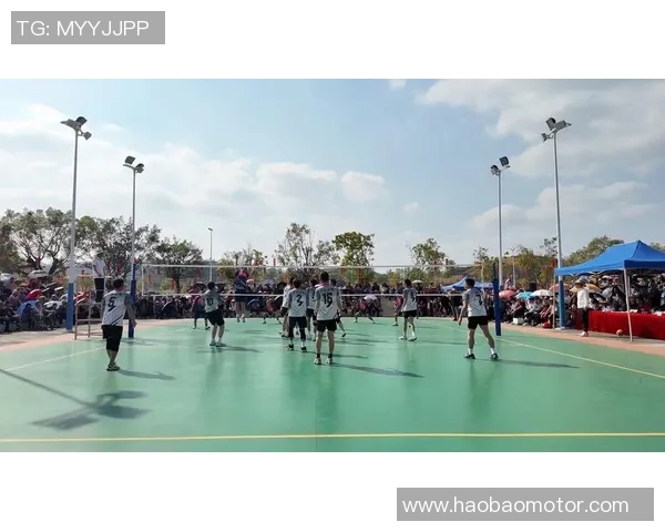 中国男排迎战台山排球力争胜利展现团队精神与竞技风采